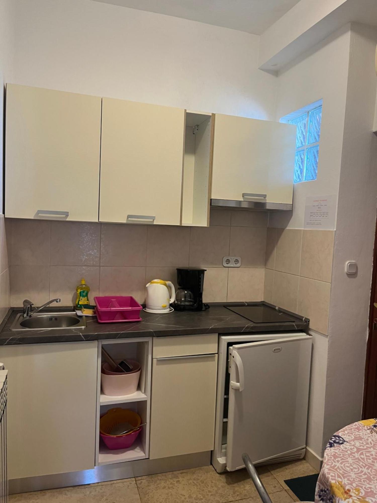 Apartmani Milokanovic Funtana Exterior foto